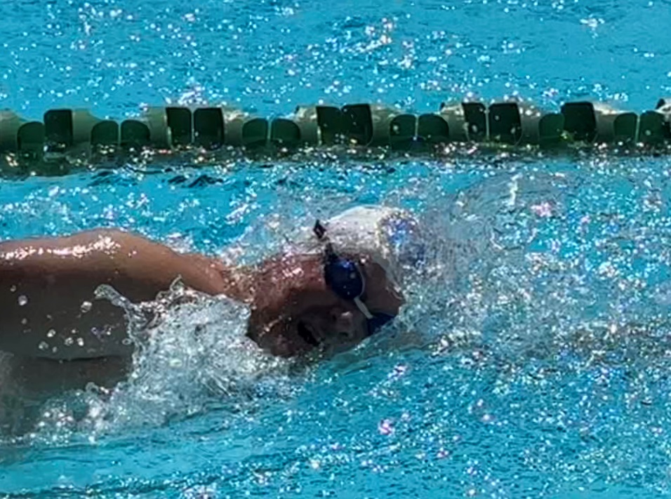 Jason Bryant powering through the water in the 50m freestyle